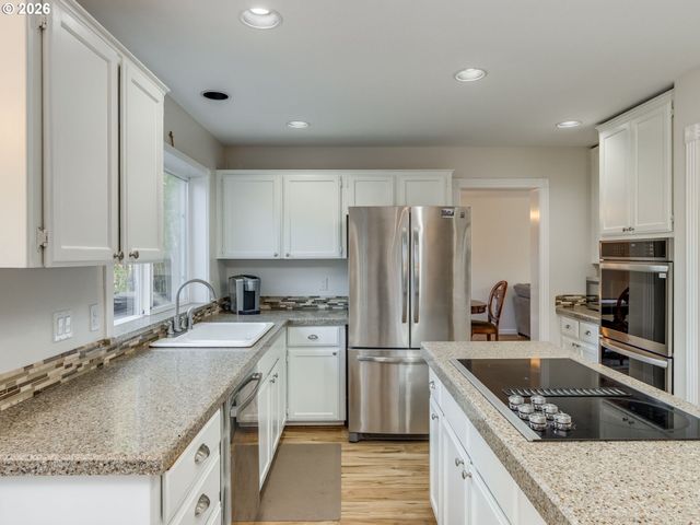 16355 Sw GEARIN Ct, Tigard, OR 97223