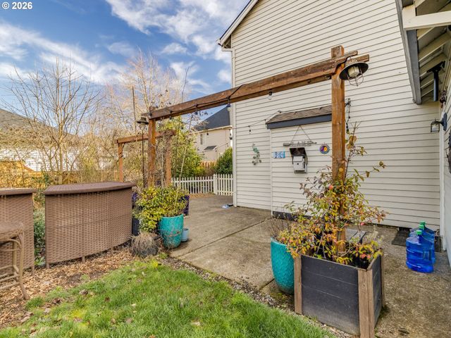 16355 Sw GEARIN Ct, Tigard, OR 97223