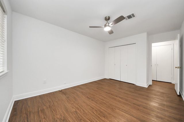 11415 Ella Lee Lane, Houston, TX 77077