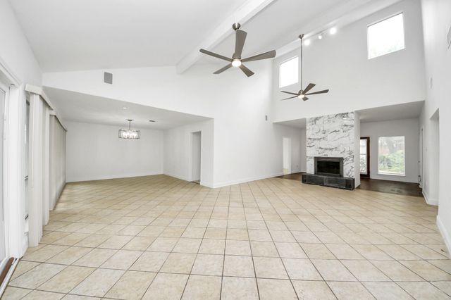 11415 Ella Lee Lane, Houston, TX 77077