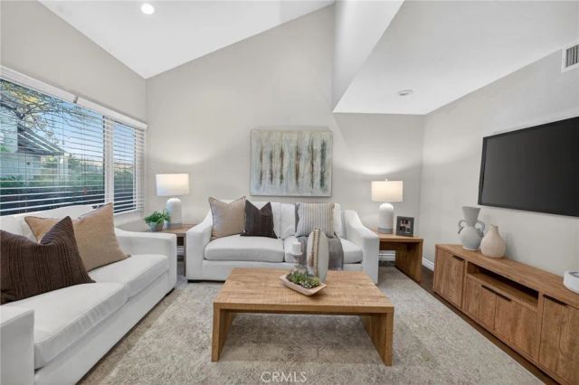 10852 Caravelle, San Diego, CA 92124