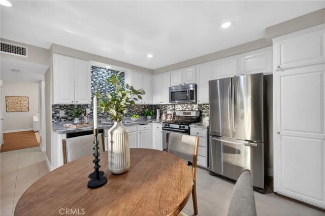 10852 Caravelle, San Diego, CA 92124