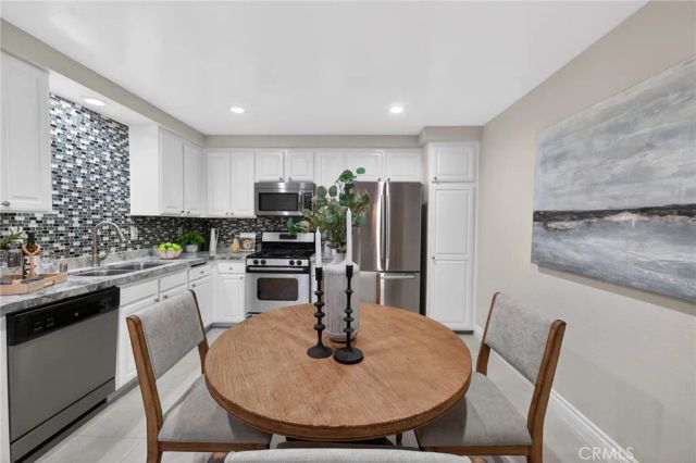 10852 Caravelle, San Diego, CA 92124