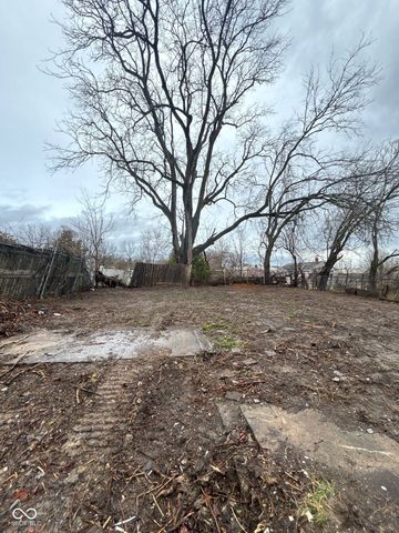 1528 W 20th Street, Anderson, IN 46016