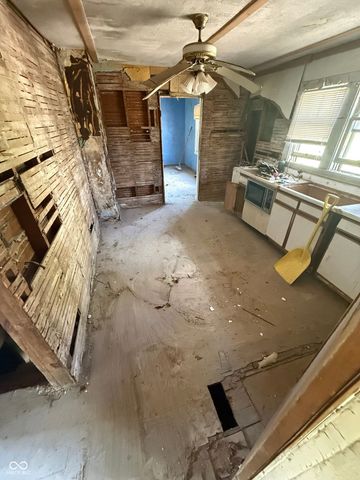 1528 W 20th Street, Anderson, IN 46016