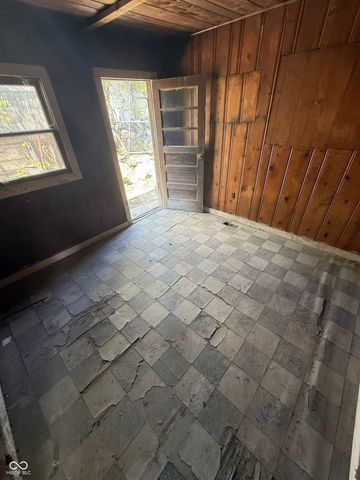 1528 W 20th Street, Anderson, IN 46016