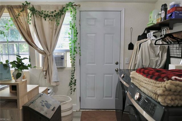 123 Walnut ST, Suffolk, VA 23434