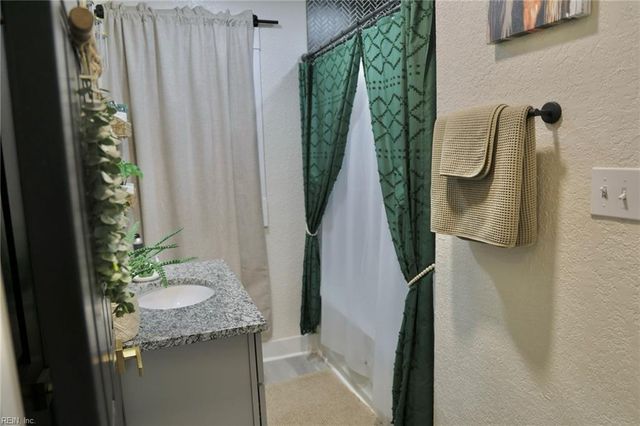123 Walnut ST, Suffolk, VA 23434