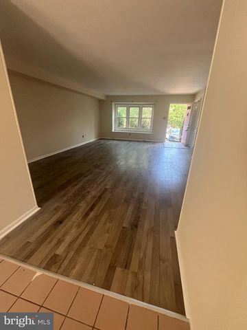309 PATRICIA CIRCLE, King Of Prussia, PA 19406