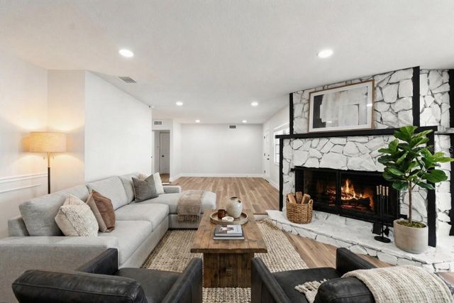 4403 GOLFWOOD BOULEVARD, Tampa, FL 33634