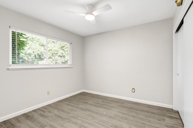 9049 Rosewood Dr, Sacramento, CA 95826