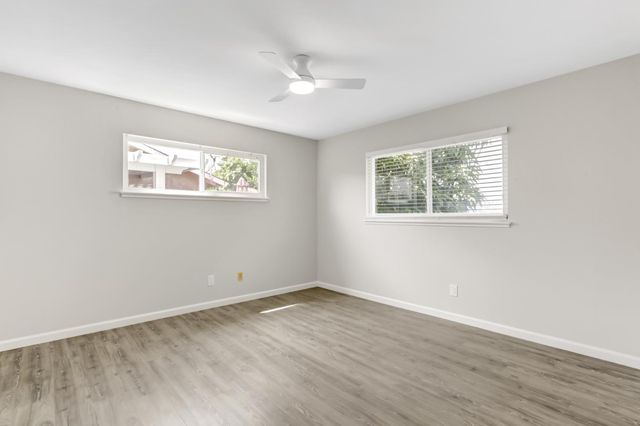 9049 Rosewood Dr, Sacramento, CA 95826