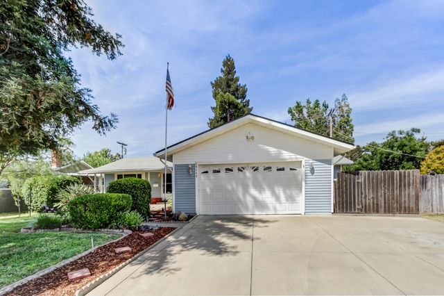 9049 Rosewood Dr, Sacramento, CA 95826