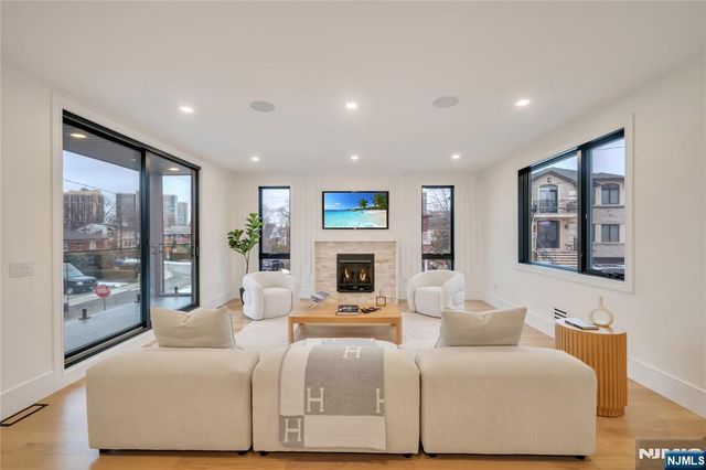 283 Bluff Road, Fort Lee, NJ 07024