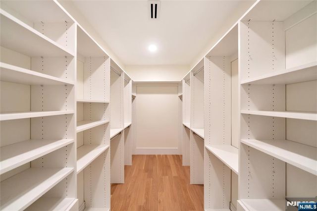 283 Bluff Road, Fort Lee, NJ 07024