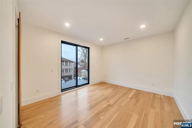 283 Bluff Road, Fort Lee, NJ 07024