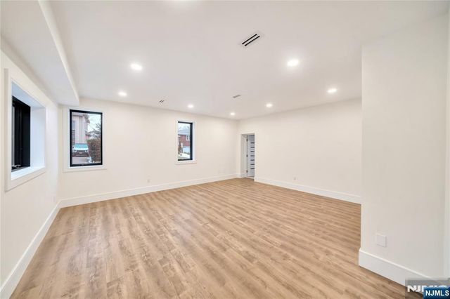 283 Bluff Road, Fort Lee, NJ 07024