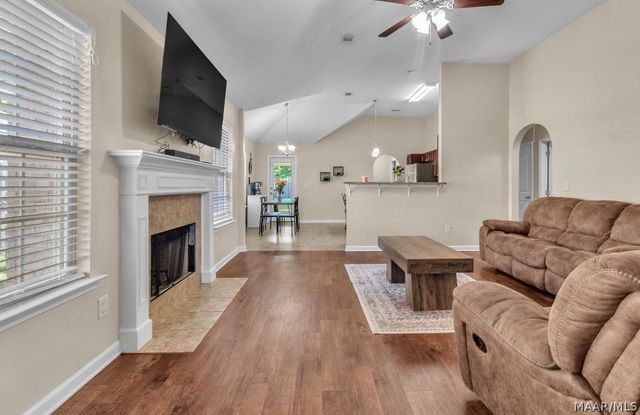 413 Buena Vista Way, Prattville, AL 36067