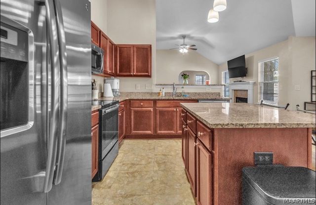 413 Buena Vista Way, Prattville, AL 36067