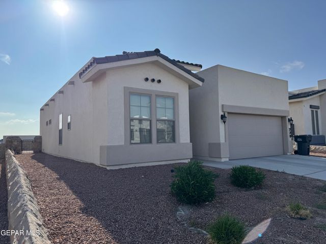 229 FARNBOROUGH Street, El Paso, TX 79928