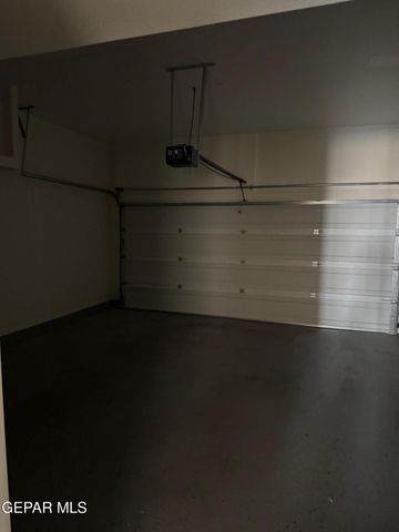 229 FARNBOROUGH Street, El Paso, TX 79928