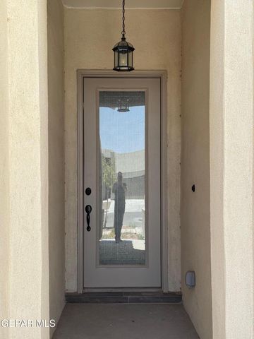 229 FARNBOROUGH Street, El Paso, TX 79928