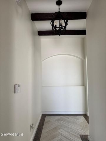 229 FARNBOROUGH Street, El Paso, TX 79928