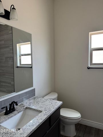 229 FARNBOROUGH Street, El Paso, TX 79928