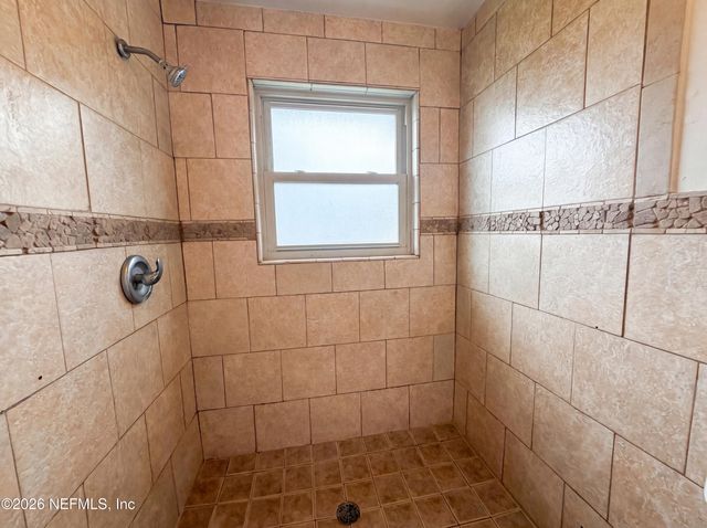 841 CHALMET Lane, Jacksonville, FL 32218