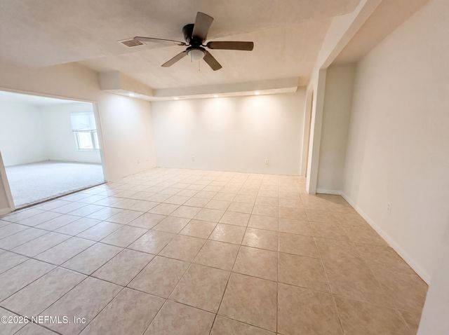 841 CHALMET Lane, Jacksonville, FL 32218