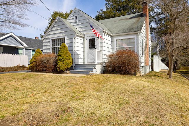 70 Sunset Avenue, Poughkeepsie, NY 12601