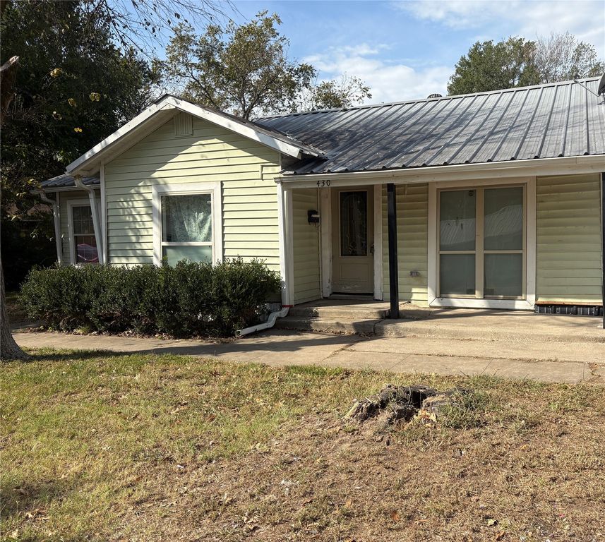 430 Jeanette Street, Greenville, TX 75401