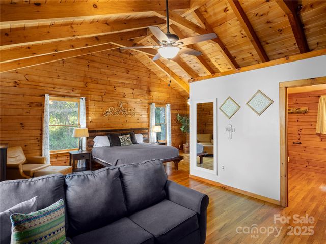 400 Rocky Top Road, Maggie Valley, NC 28751
