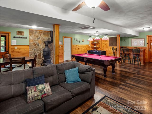 400 Rocky Top Road, Maggie Valley, NC 28751