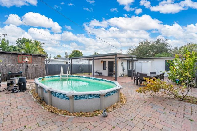 411 N 61st Ave, Hollywood, FL 33024