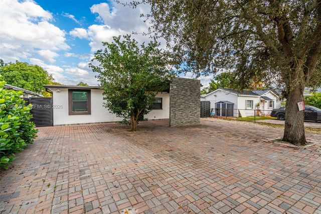 411 N 61st Ave, Hollywood, FL 33024