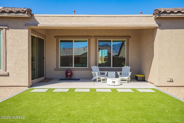 2751 W Plateau Ridge Drive, Oro Valley, AZ 85742