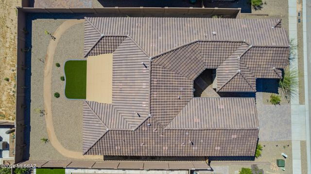 2751 W Plateau Ridge Drive, Oro Valley, AZ 85742