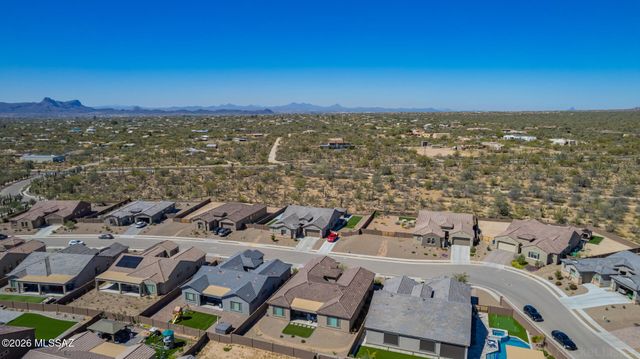 2751 W Plateau Ridge Drive, Oro Valley, AZ 85742