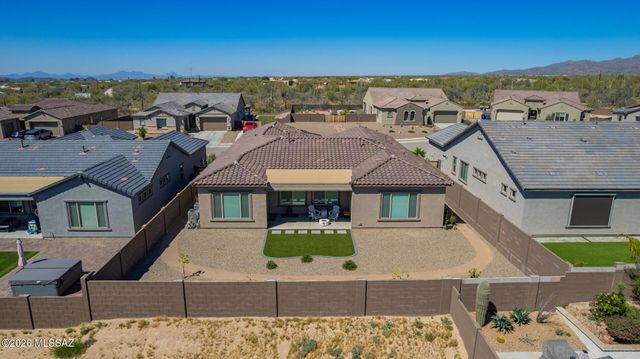 2751 W Plateau Ridge Drive, Oro Valley, AZ 85742