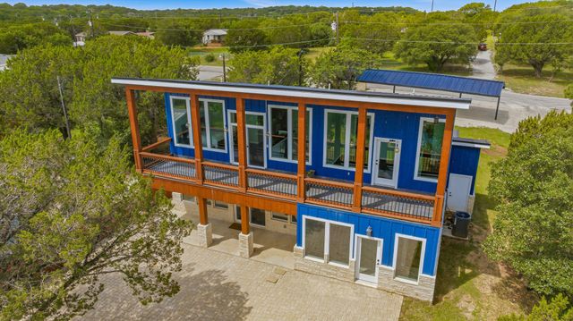 4945 Peachtree Circle, Granbury, TX 76048