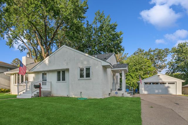 545 4th Avenue NW, New Brighton, MN 55112