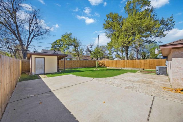 10423 Alcott Drive, Houston, TX 77043