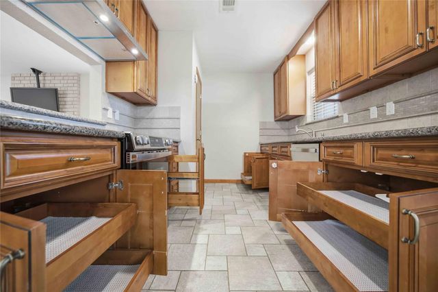 10423 Alcott Drive, Houston, TX 77043