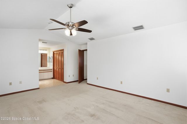 867 Greenwood Manor Circle 5-E, West Melbourne, FL 32904