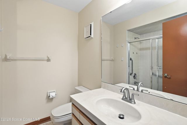 867 Greenwood Manor Circle 5-E, West Melbourne, FL 32904