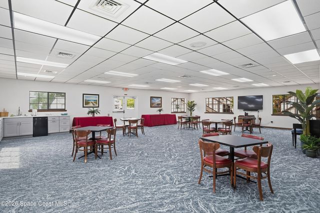 867 Greenwood Manor Circle 5-E, West Melbourne, FL 32904