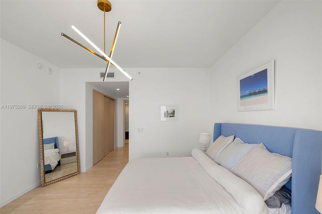 1000 Brickell Plaza PH5403, Miami, FL 33131