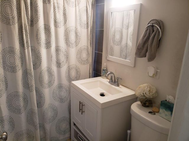 4904 N Harlem Avenue 1E, Harwood Heights, IL 60706