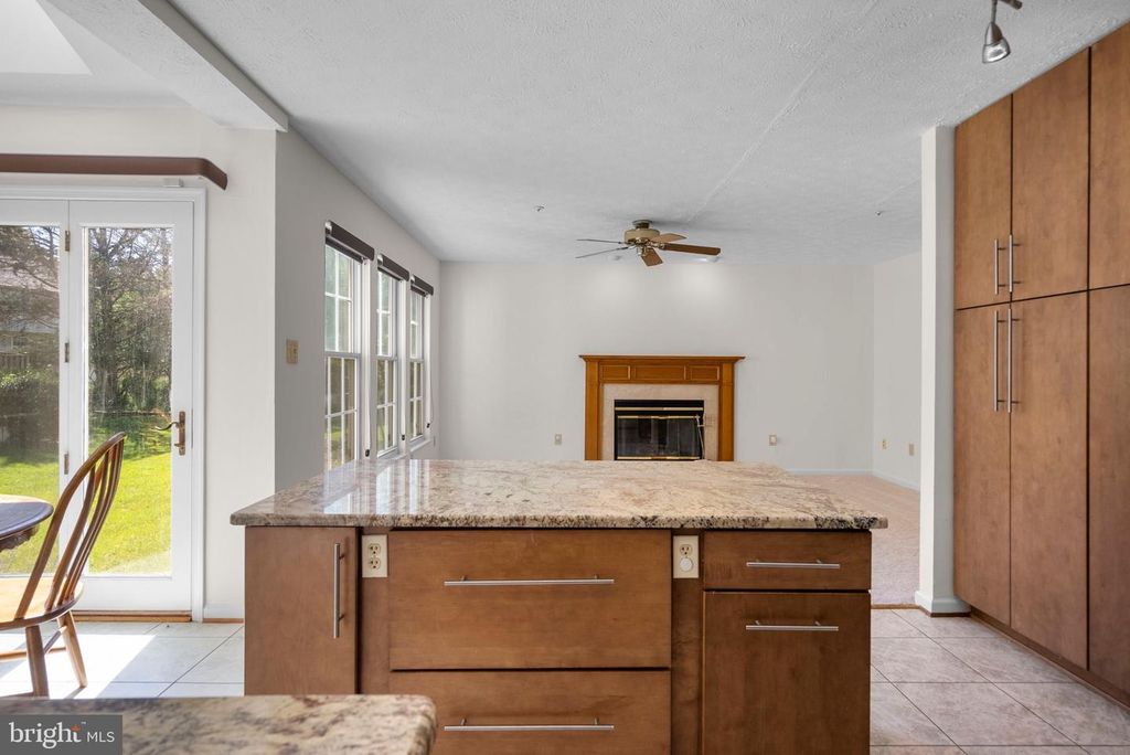 Image 19 of property listing at 5505 LAKE RIDGE TER, Bowie, MD 20720
